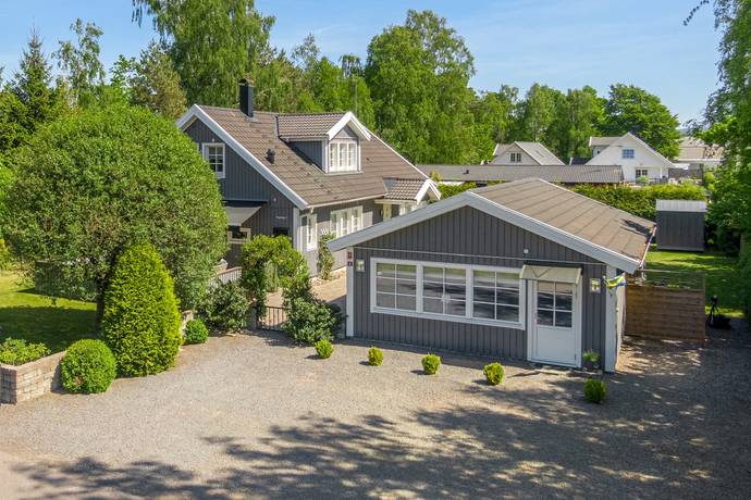 7 rum villa på Pumpvägen 8 Hemmeslövsstrand, Båstads kommun - bild 1