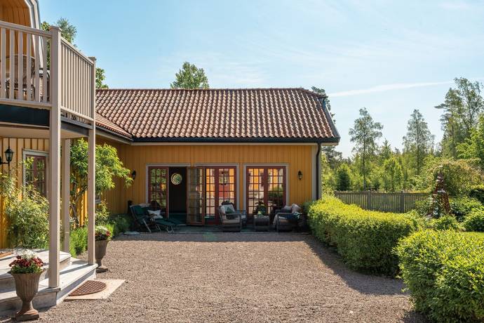 8 rum Gård utan jordbruk på Bjurbäck Lilla Hallebo  Mullsjö Mullsjö kommun - bild 56