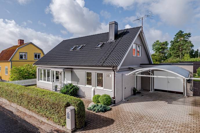 6 rum villa på Parkvägen 10 Blåsut, Vänersborgs kommun - bild 1