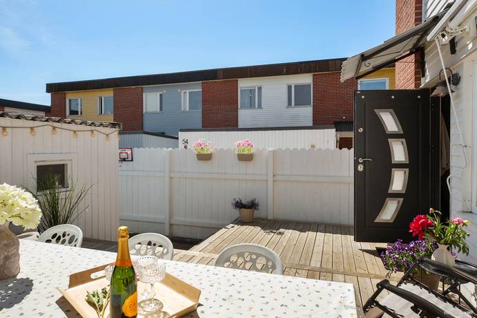 5 rum radhus på Fajansstigen 48 Brunna, Upplands-Bro kommun - bild 4