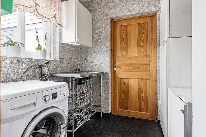 5 rum Villa på Malvavägen 19 Hälltorp  Hammarö kommun - bild 16