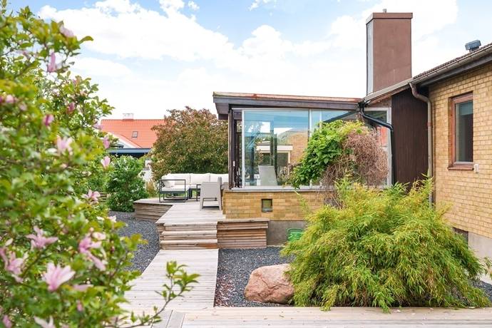 8 rum villa på Ringvägen 70 Viken, Höganäs kommun - bild 2