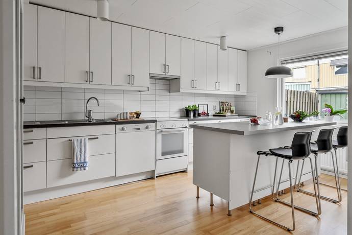 5 rum Radhus på Ryavägen 136 Töjnan Sollentuna kommun - bild 7