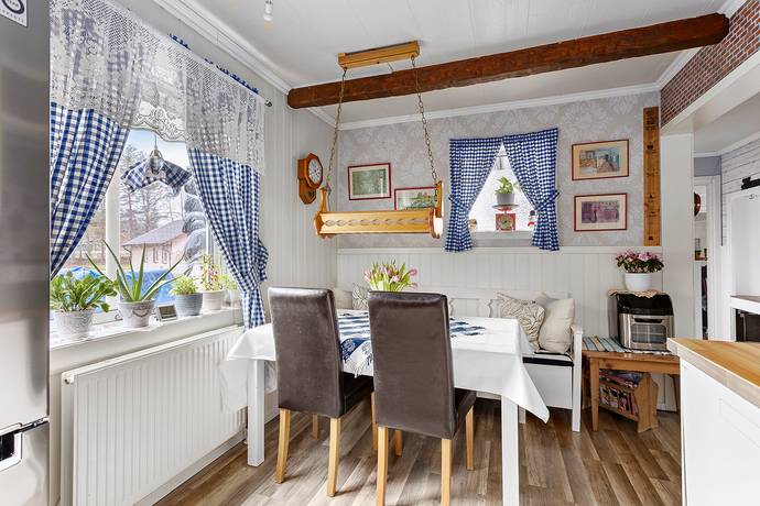 5 rum Villa på Arvid Rödings väg 14 Laxå Laxå kommun - bild 13