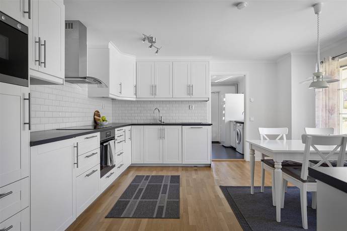 5 rum Villa på Skoby 251 Skoby Östhammars kommun - bild 2