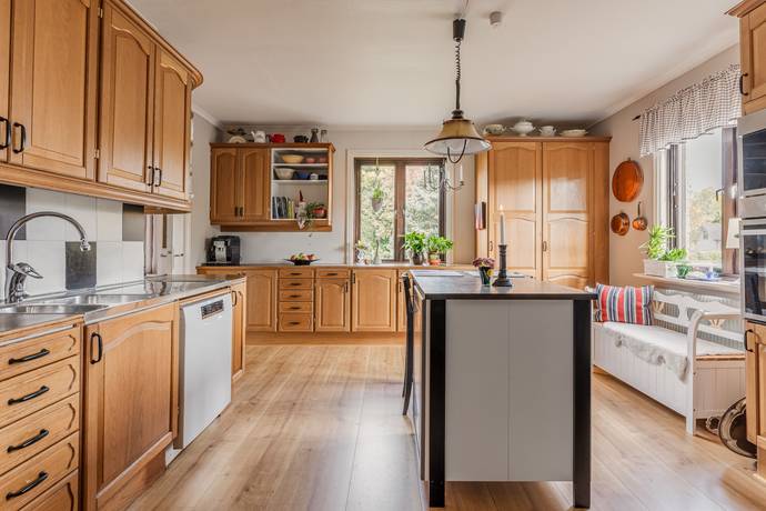 275 m² Villa på Gamlebyleden 3 Horn Kinda kommun - bild 10