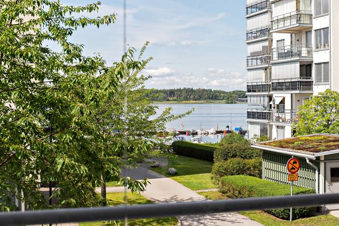 3,5 rum lägenhet på Anton johanssons väg 6 Bolinder Strand, Järfälla kommun - bild 1