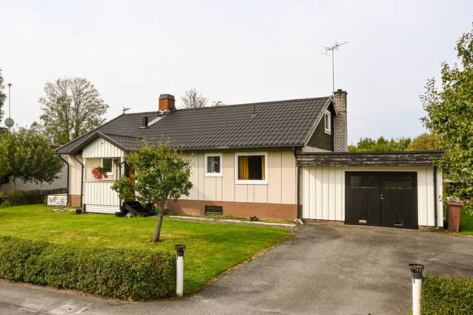 Backeg rdsv gen 16 I L ngasj Emmaboda Kommun Villa Till Salu Hemnet