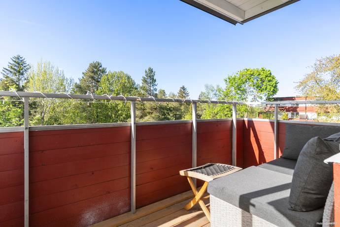 3 rum lägenhet på Ljuskärrsvägen 100 Saltsjöbaden / Ljuskärrsberget, Nacka kommun - bild 4