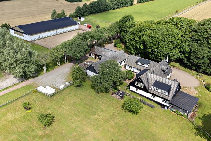 8 rum gård/skog på Västerstad 7144 Hörby, Hörby kommun - bild 1