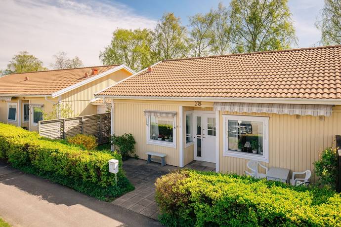 3 rum Lägenhet på Mariehovsvägen 28 Skövde Skövde kommun - bild 2