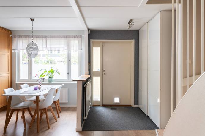 4 rum Radhus på Liegatan 248 Västerås kommun - bild 5
