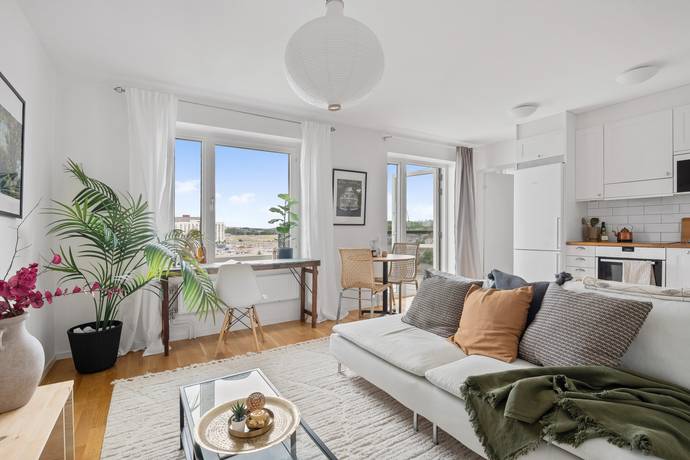 2 rum lägenhet på Karlslundsvägen 18, 5tr Barkarbystaden, Järfälla kommun - bild 2