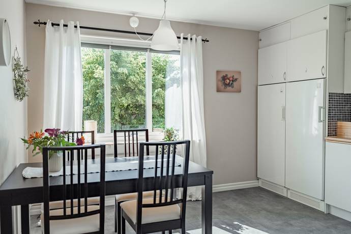 4 rum lägenhet på Smålandsvägen 11 Sävja, Uppsala kommun - bild 1