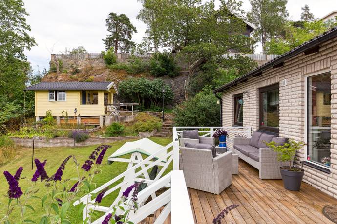 7 rum villa på Norra Bondevägen 30 Trångsund, Huddinge kommun - bild 4