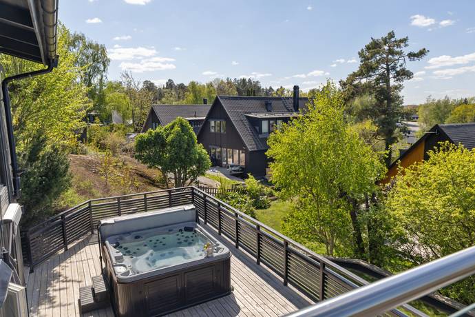 6 rum villa på Röllekebacken 6 Hässelby Södra Villastad, Stockholms kommun - bild 3