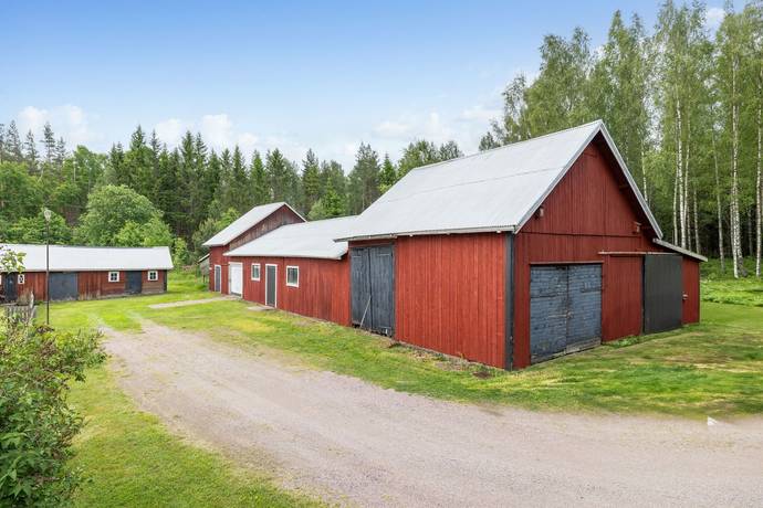 5 rum Gård med jordbruk på Lidhult 410 Vimmerby kommun - bild 7