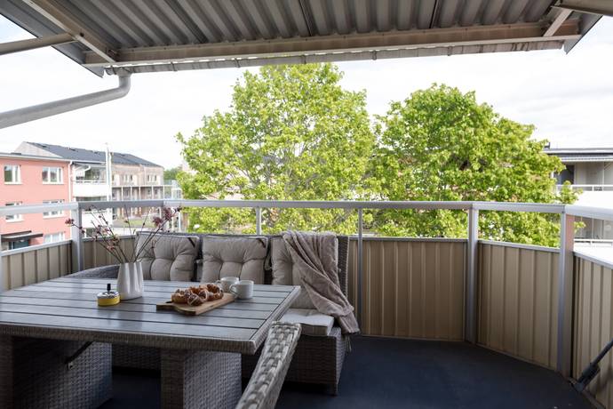 2,5 rum lägenhet på Flisavägen 45 Bjurhovda, Västerås kommun - bild 4