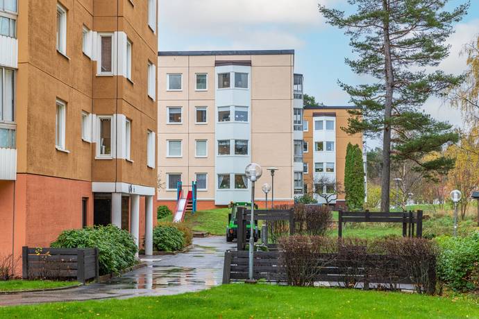 3 rum Lägenhet på Middagsvägen 6 Tullinge Botkyrka kommun - bild 22