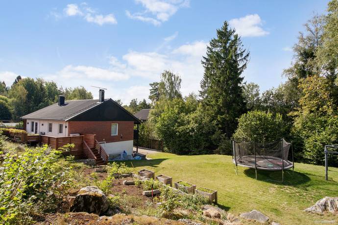 Rosendalsvägen 2, Uttran, Botkyrka kommun