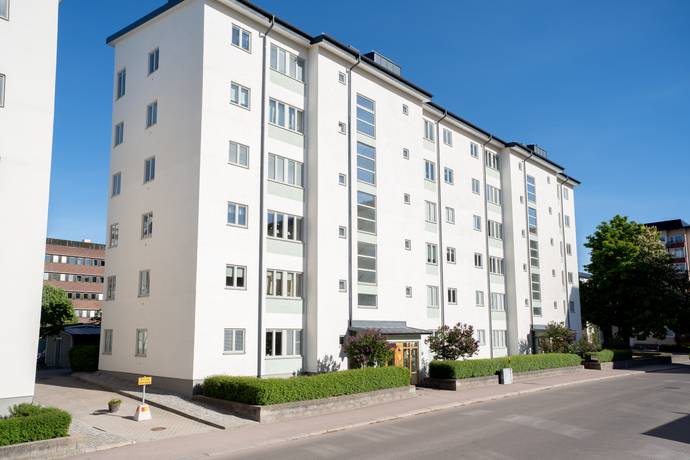 4 rum Lägenhet på Eleonoragatan 5 Norr Eskilstuna kommun - bild 1