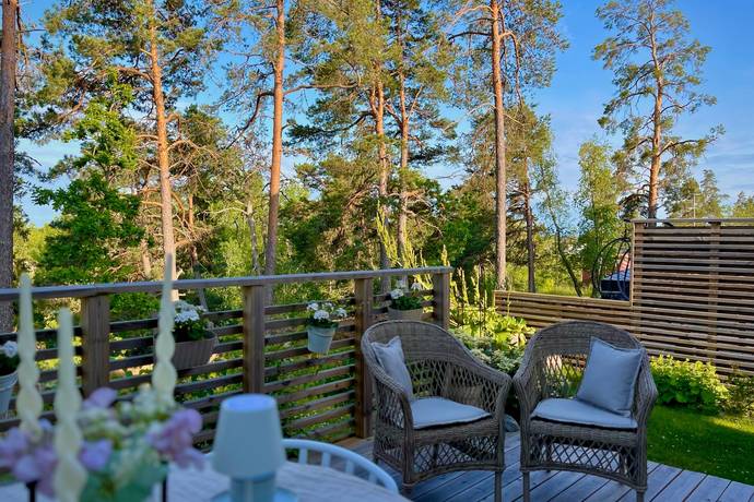 5 rum villa på Smedtorpsvägen 87 Björnövik, Norrtälje kommun - bild 1