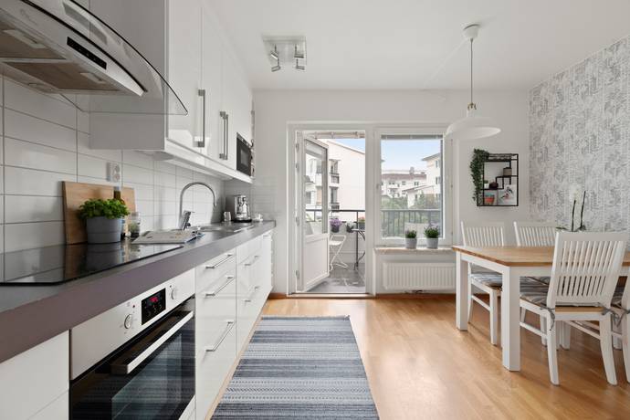5 rum Lägenhet på Mjölnerbacken 21 Rissne Sundbybergs kommun - bild 13
