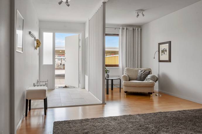 5 rum Radhus på Ljungvägen 93 Sjukyrkoberget Upplands Väsby kommun - bild 6