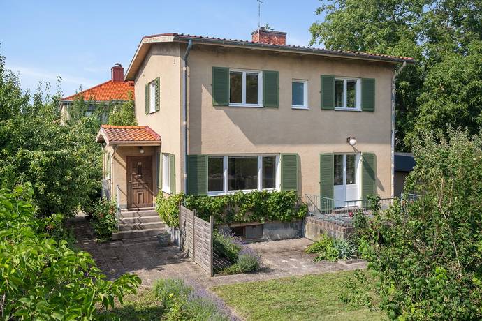 5 rum villa på Karlavägen 15 Kristianstad - Söder, Kristianstads kommun - bild 1