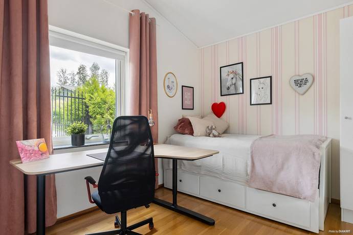 9 rum Villa på Evavägen 20 Hjälmarbaden Örebro kommun - bild 29
