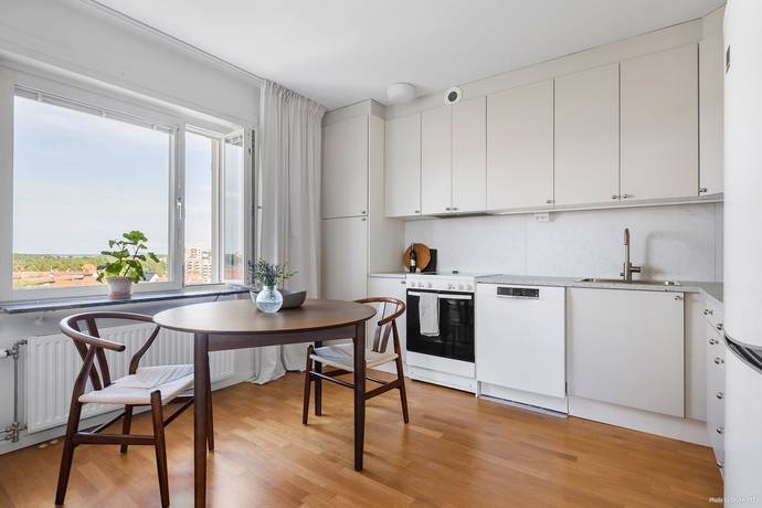 2 rum lägenhet på Engelbrektsgatan 76 Centralt / Öster, Örebro kommun - bild 2