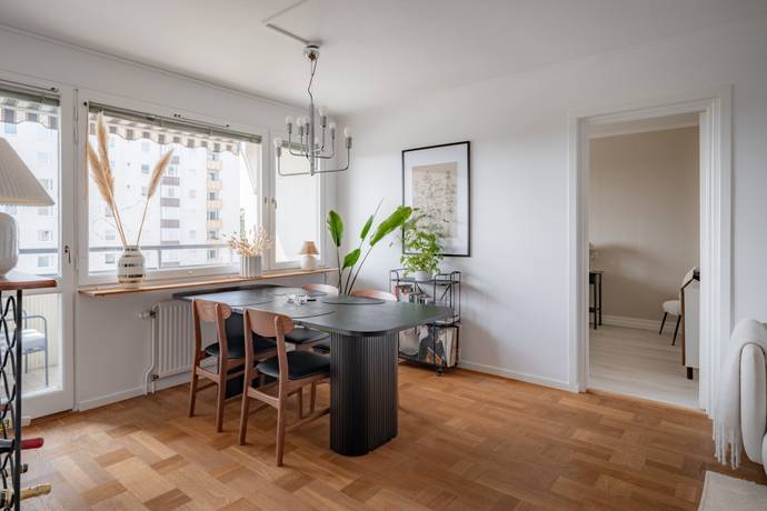 3 rum lägenhet på Eskadervägen 30 Näsby Park, Täby kommun - bild 4