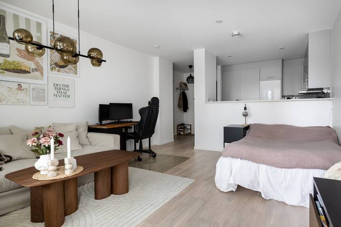 Alna gränd 1 ( tidigare Cv-gatan 99), CV-området, Örebro kommun