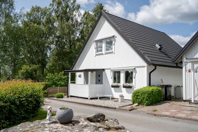 5 rum villa på Åsakroken 40 Viskafors, Borås kommun - bild 1