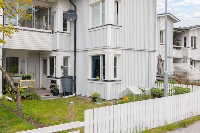 Kragstalund, Vallentuna kommun