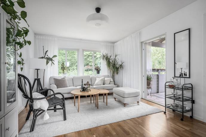 3 rum lägenhet på Ribby allé 22, 1tr Ribby Ängar, Haninge kommun - bild 2