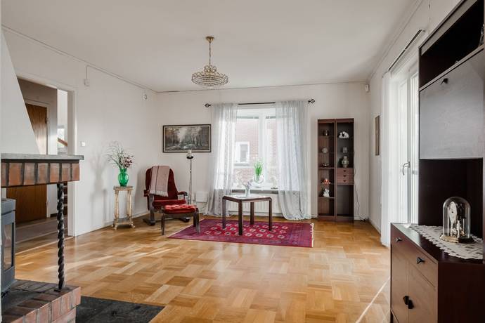 5 rum Villa på Smedjegatan 31 Södra Skogen Karlsborgs kommun - bild 9