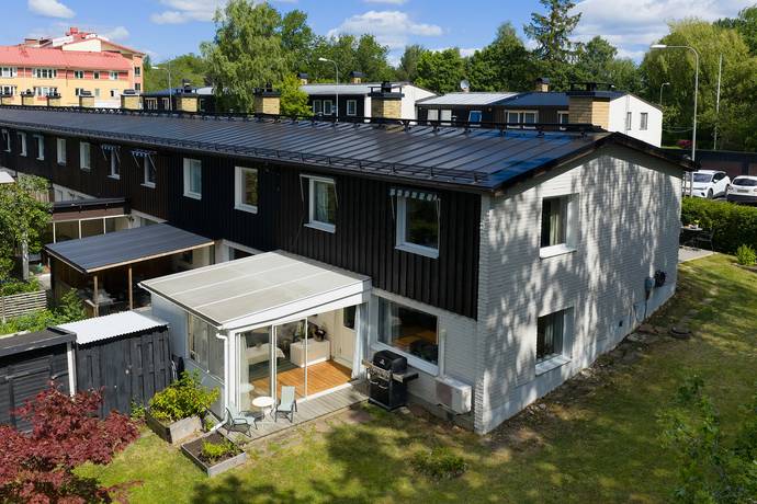 4 rum radhus på Mällstensgränd 20 Högdalen, Stockholms kommun - bild 1