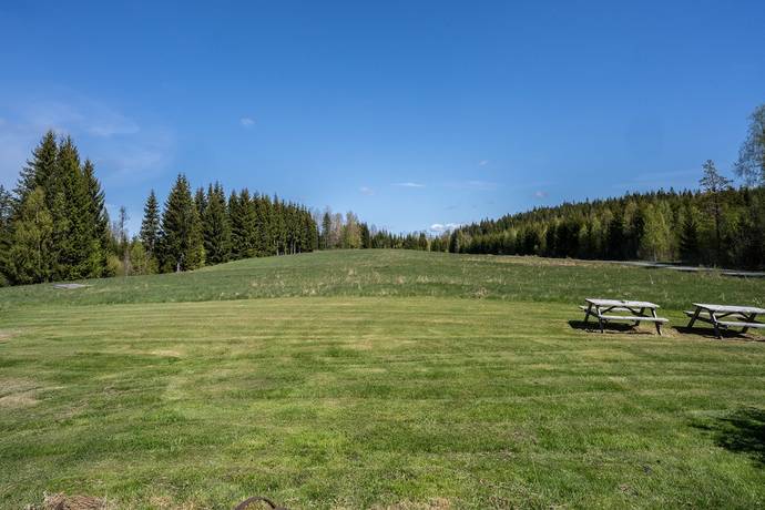 8 rum Gård med skogsbruk på Södra Backen 2 Ärtemark Bengtsfors kommun - bild 12