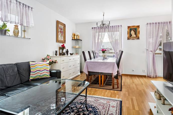 6 rum Parhus på Släntvägen 4A Västra Jakobsberg Järfälla kommun - bild 7