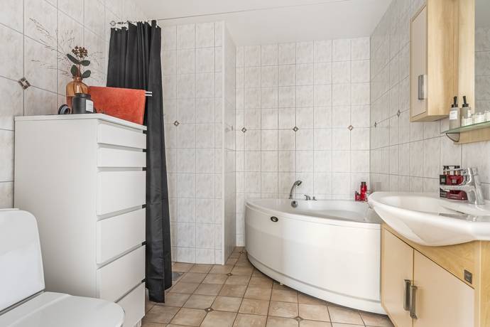 4 rum Villa på Vinkelgatan 8 Skänninge Mjölby kommun - bild 16