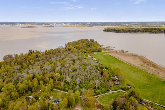 2 rum fritidshus på Almö-Lindö 22 Almö-Lindö, Västerås kommun - bild 2