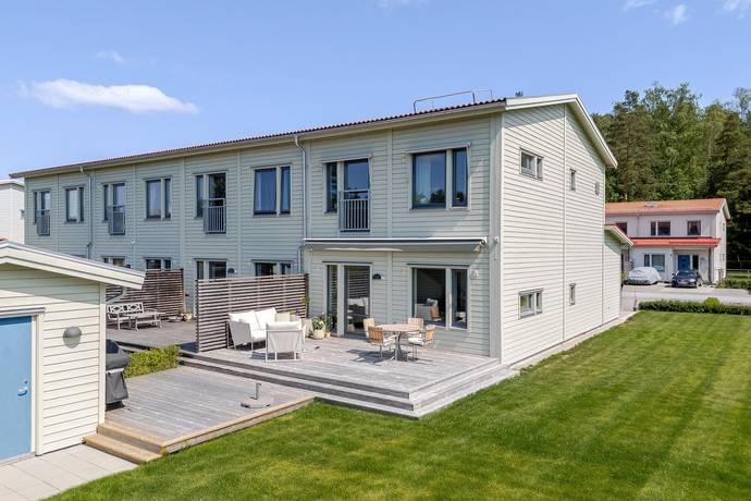 5 rum Radhus på Källarängsvägen 20D Stallarholmen Strängnäs kommun - bild 18