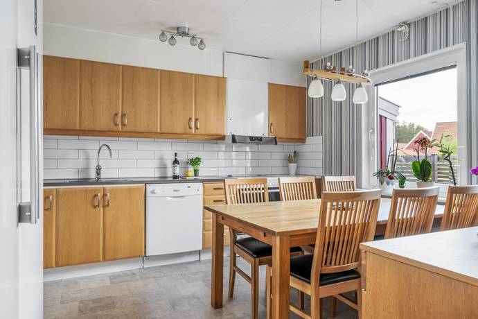 4 rum radhus på Smultronstigen 8 Nyhem, Finspångs kommun - bild 2