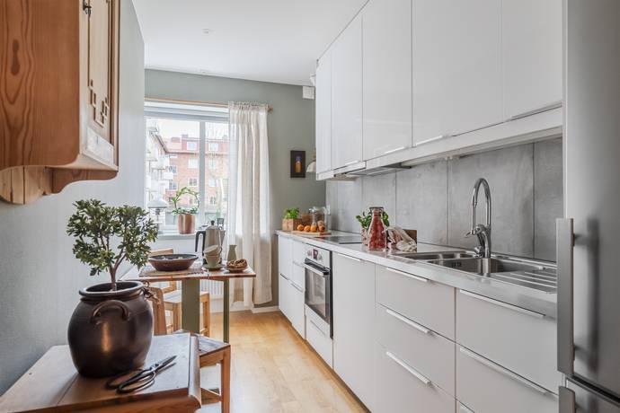 1 rum lägenhet på Elfhögsgatan 17 Centralt, Trollhättans kommun - bild 1