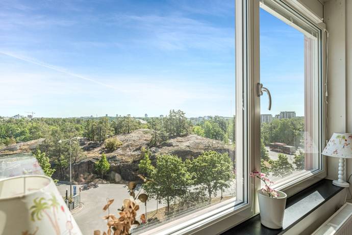 3 rum lägenhet på Henriksdalsringen 113 Henriksdalsberget, Nacka kommun - bild 2