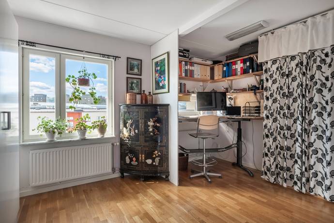 4 rum Lägenhet på Vingårdsgatan 1, högst upp Liljeholmskajen Stockholms kommun - bild 27