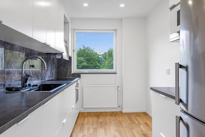 2,5 rum lägenhet på Domarebacken 12 4tr Alby - Norsborg, Botkyrka kommun - bild 2
