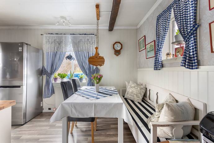 5 rum Villa på Arvid Rödings väg 14 Laxå Laxå kommun - bild 14