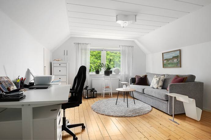 9 rum Villa på Trebackalånggatan 13, Hasselvägen 1A, Hasselvägen 1B Hässleholm - Ekedal Hässleholms kommun - bild 19